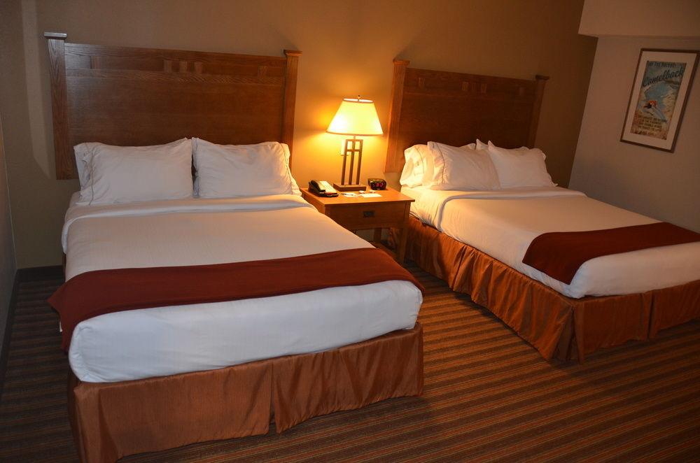 Holiday Inn Express & Suites Donegal By Ihg Ngoại thất bức ảnh